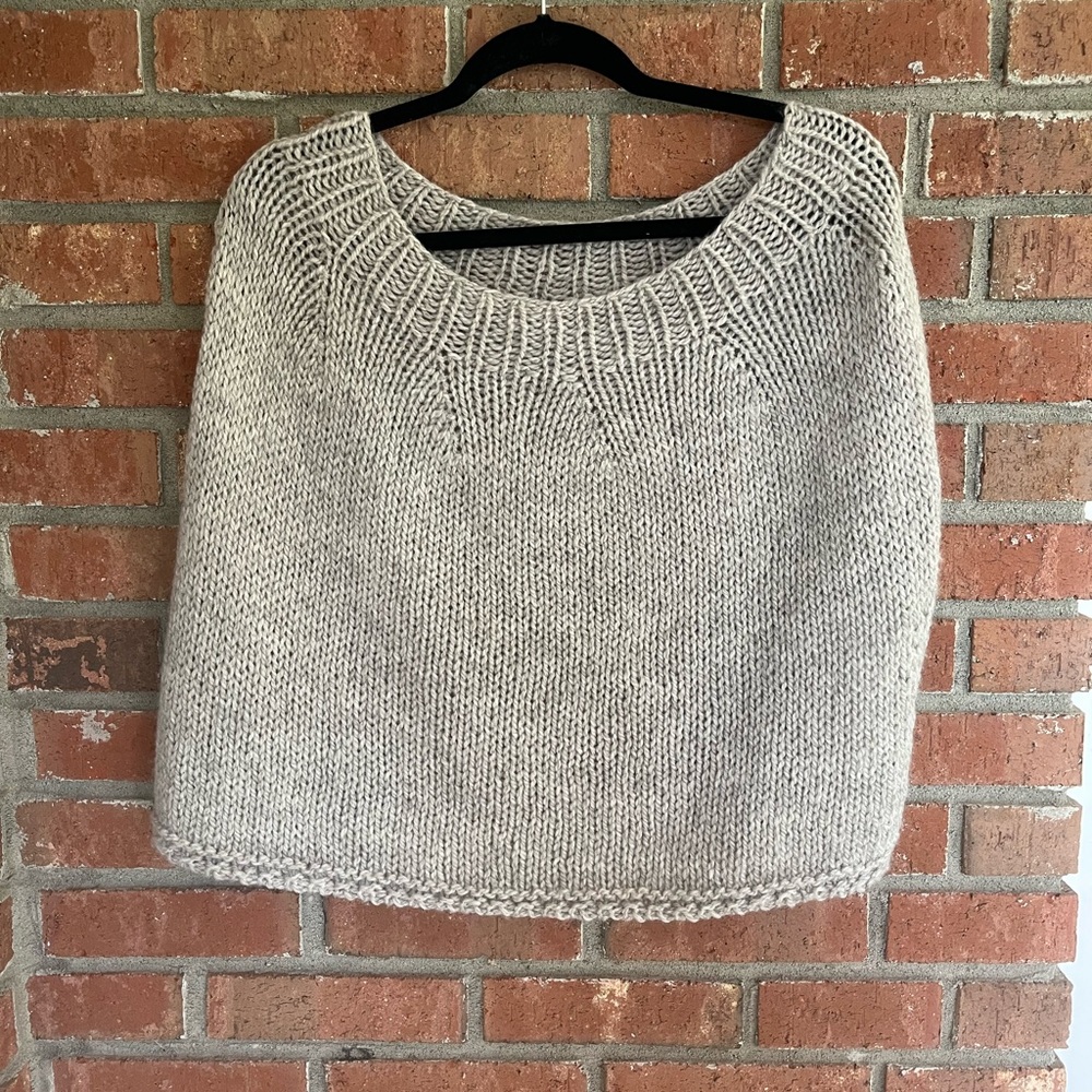 New Handmade Poncho Cape gray/beige BoHo Retro - Picture 4 of 8